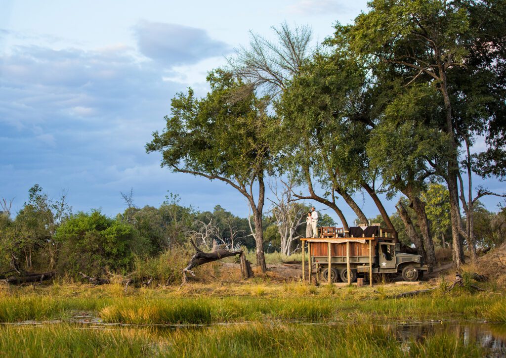 Great Plains Duba Explorers Camp sining at truck pool