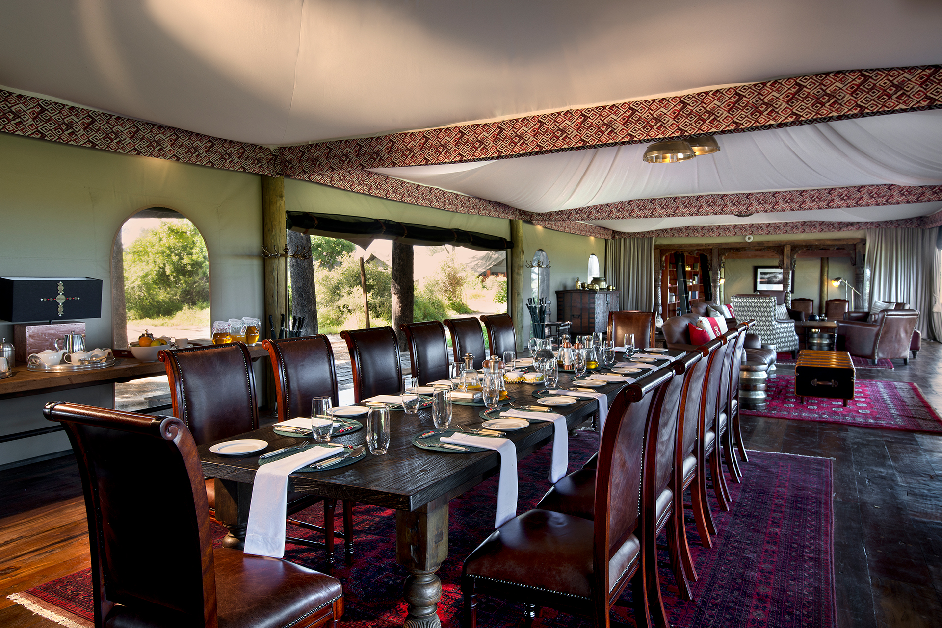 Dining room at Duba Plains Camp