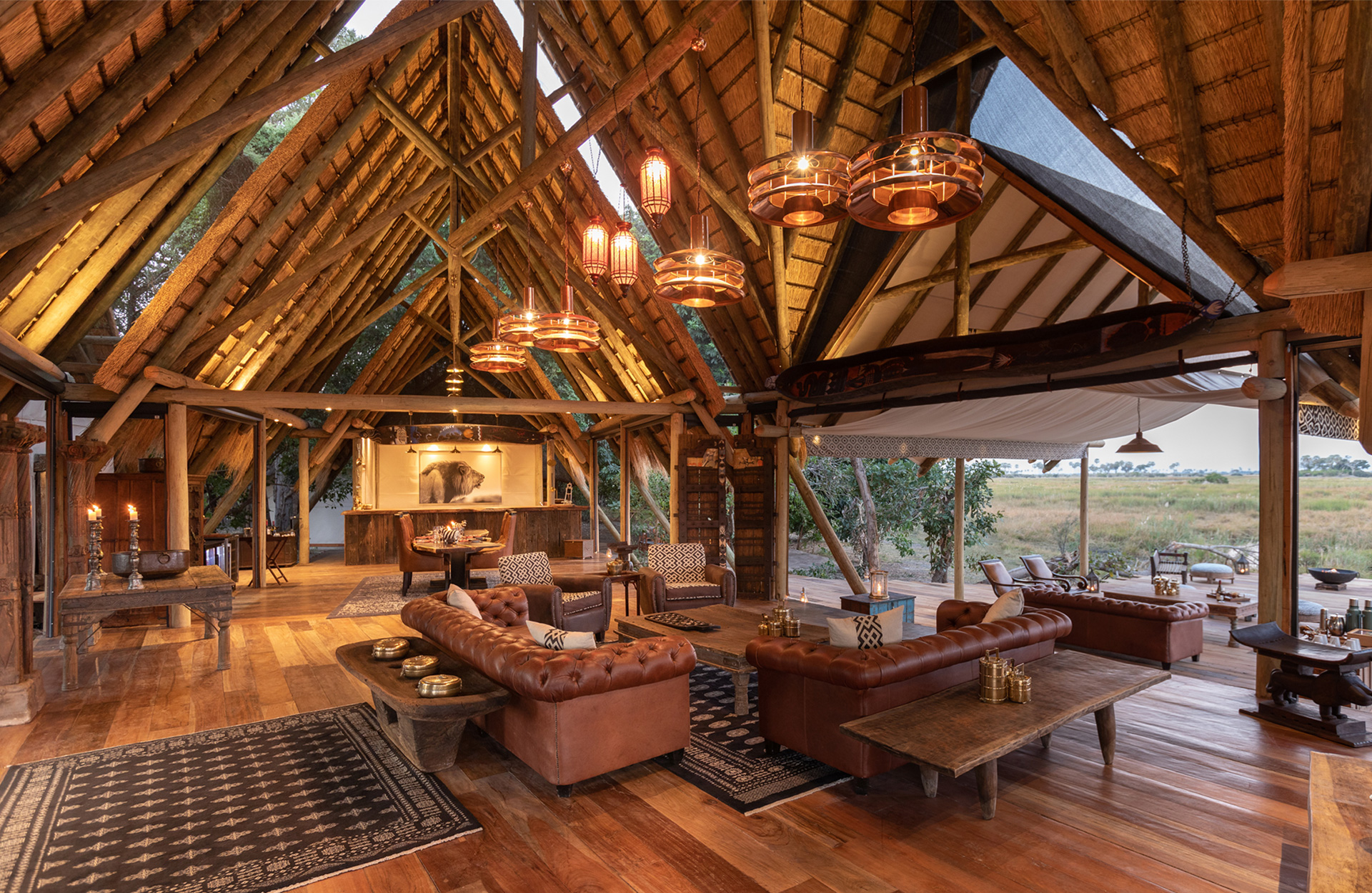Main lounge at Selinda Camp