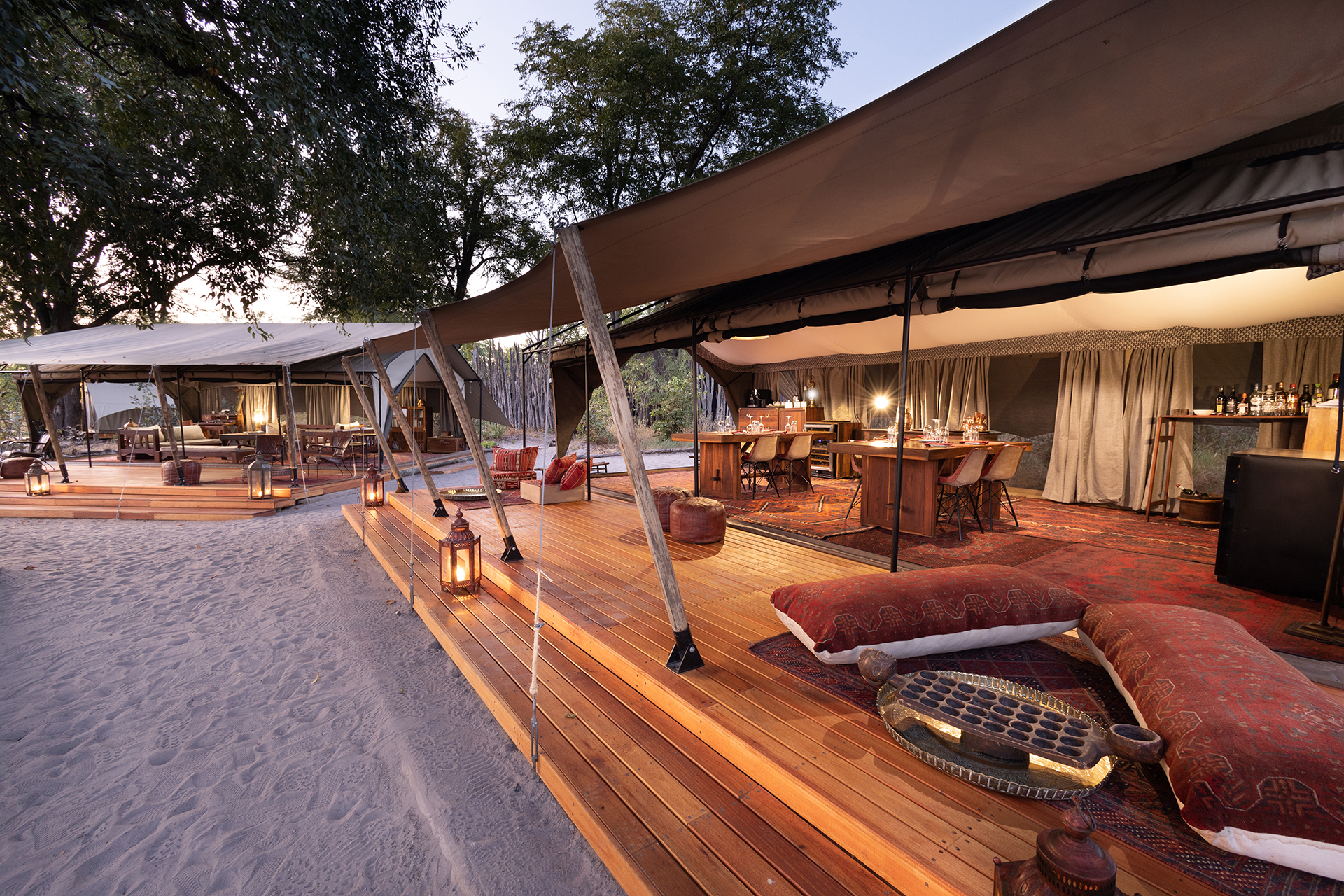 Main tent and timber deck at Selinda Explorers Camp